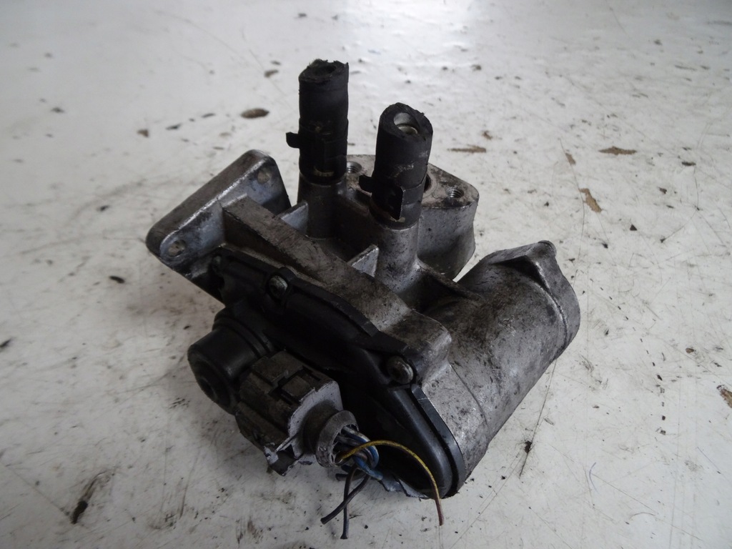 фото №1, Клапан egr volkswagen golf v 1.6 fsi 03c131503b