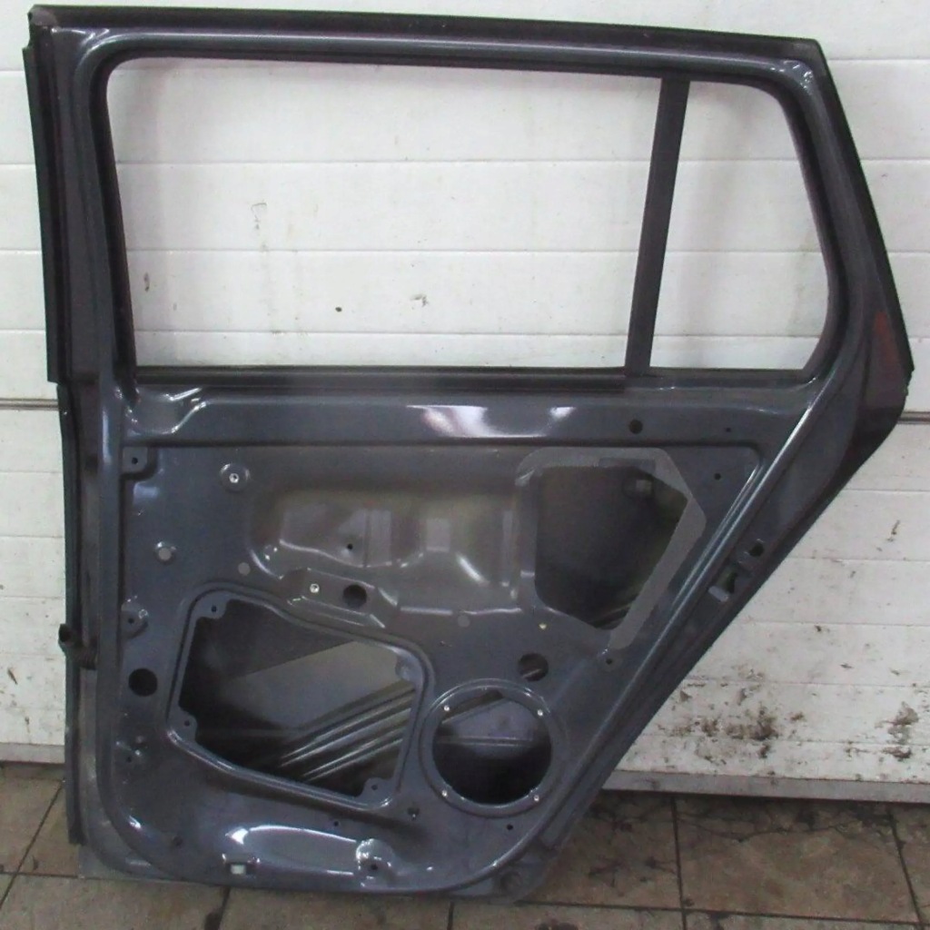 фото №3, Skoda fabia ii kombi дверь правое задние задняя