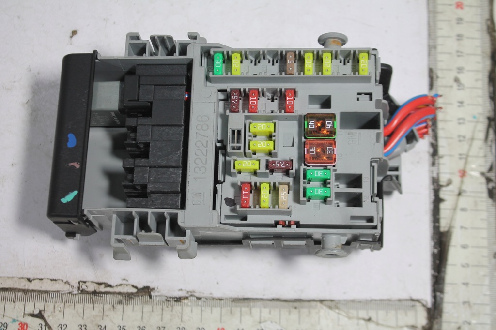 фото №5, Коробка предохранителей 13222786 insignia a 08-17