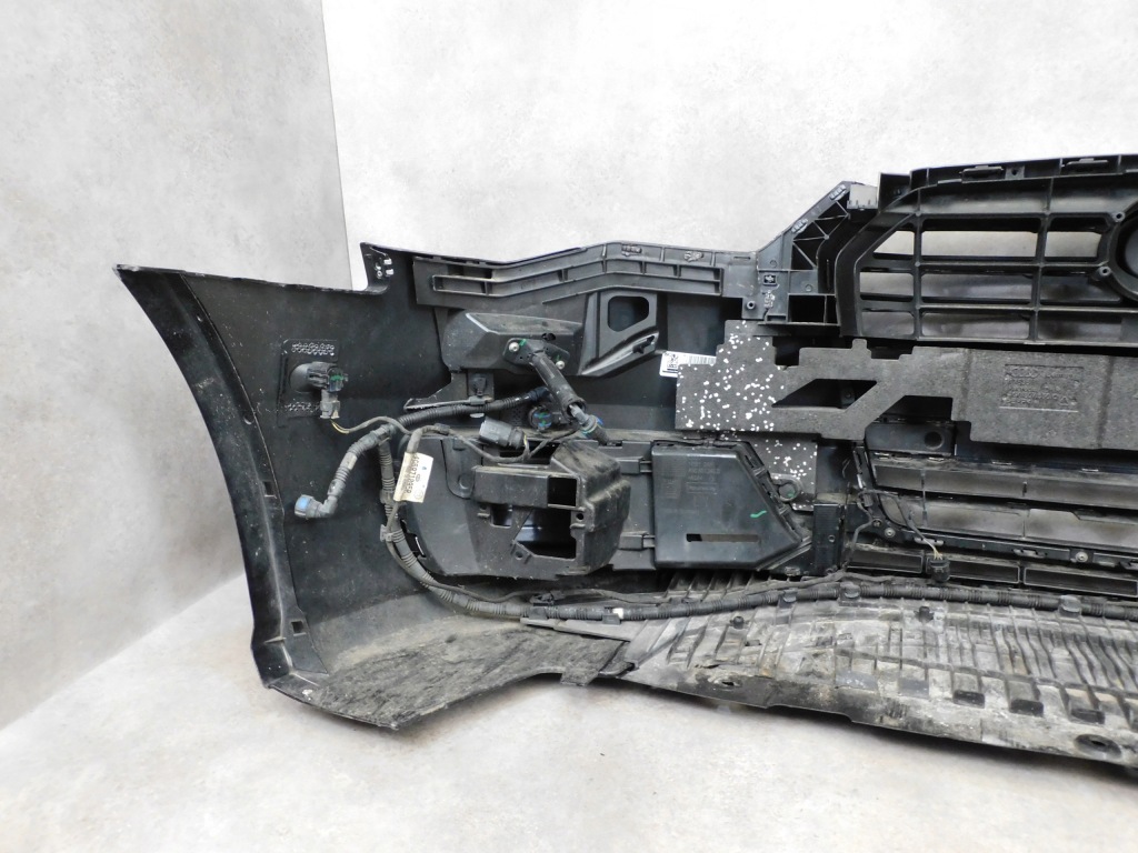 Audi a6 c7 4g рестайлінг  бампер перед передній комплектний  zwykłay чорний 6xpdc Ціна