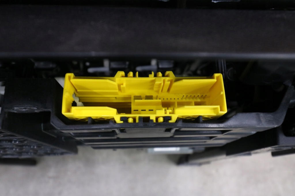 фото №14, Bmw x5 g05 салон сидіння заднє сидіння обшивки тунель sport пам'ять з підігрівом