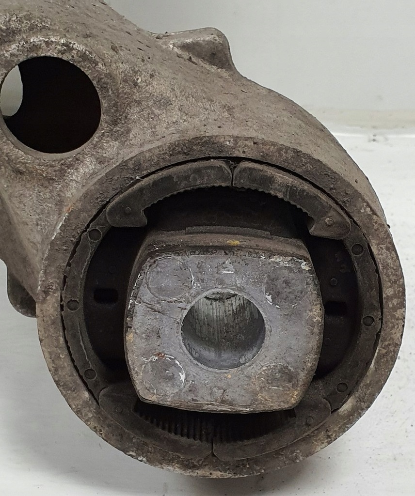 фото №10, Підрамник підрамник балка поперечина задня bmw 6 e63 6770842