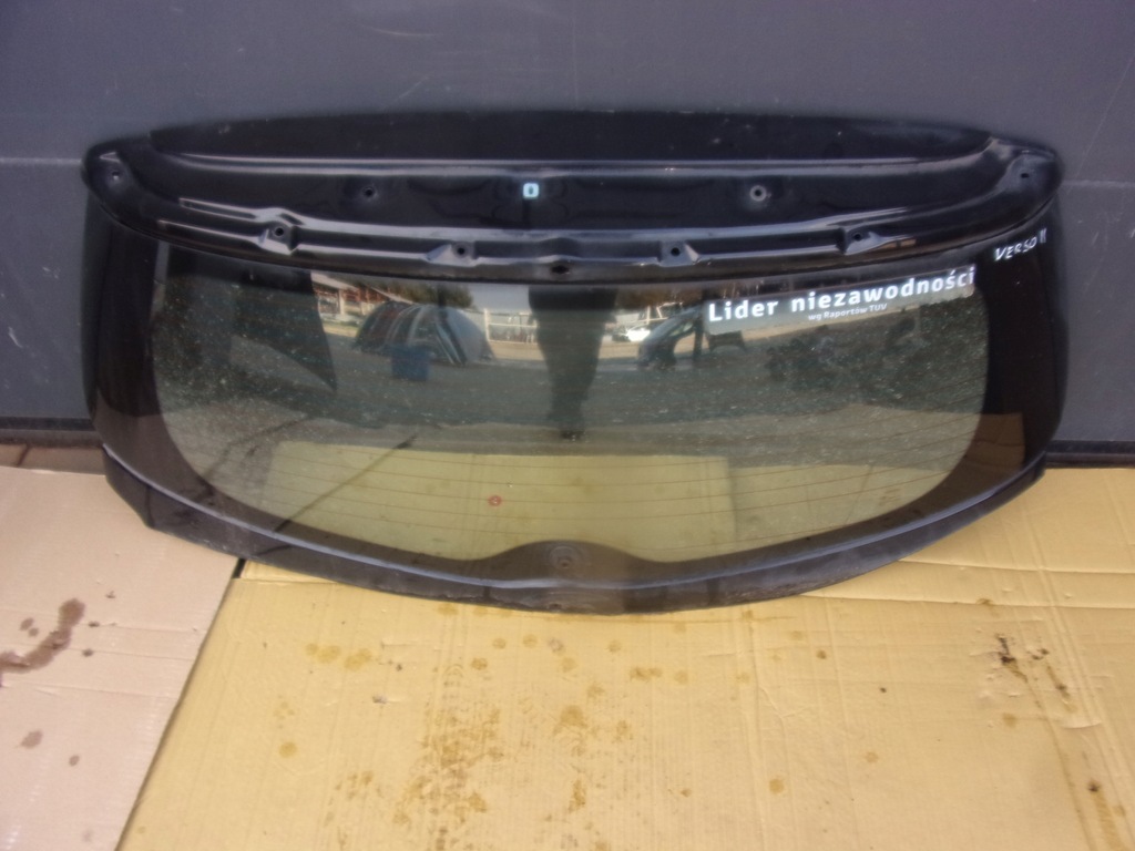 фото №1, Toyota verso 09-18 стекло крышки задний