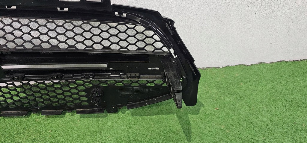 фото №9, Решётка радиатора передний mercedes-benz cla c118 x118 a1188881600