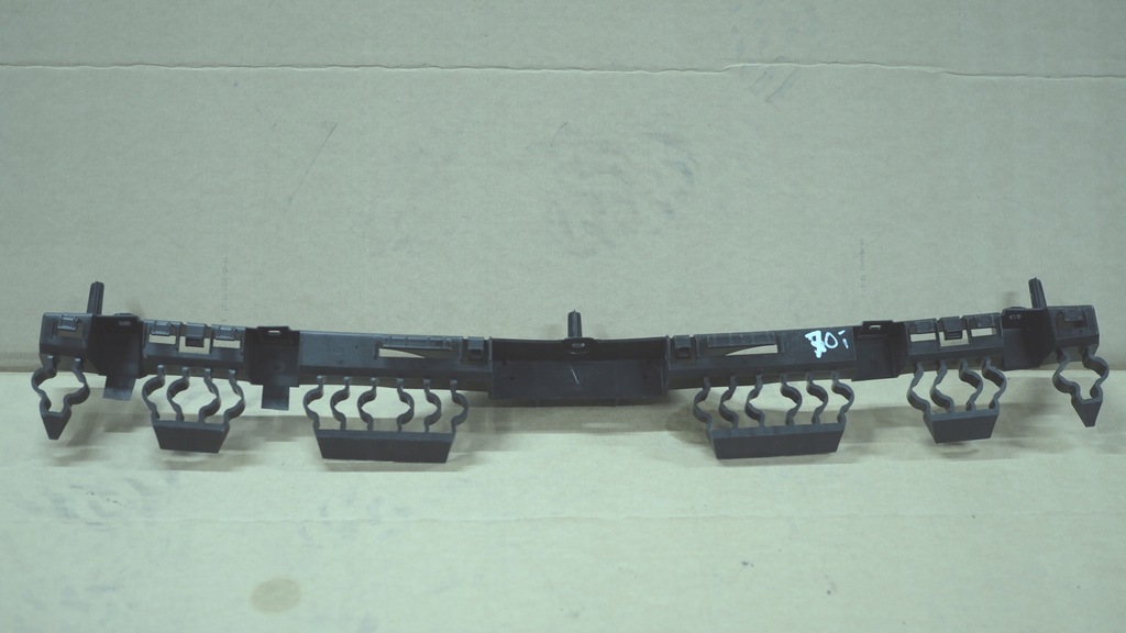 фото №1, Направляющая бампера задняя renault clio v 850429691r