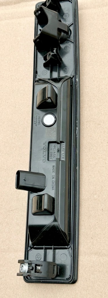 фото №5, Volvo xc60 ii микровыключатель кнопка открывания освещение крышки багажника