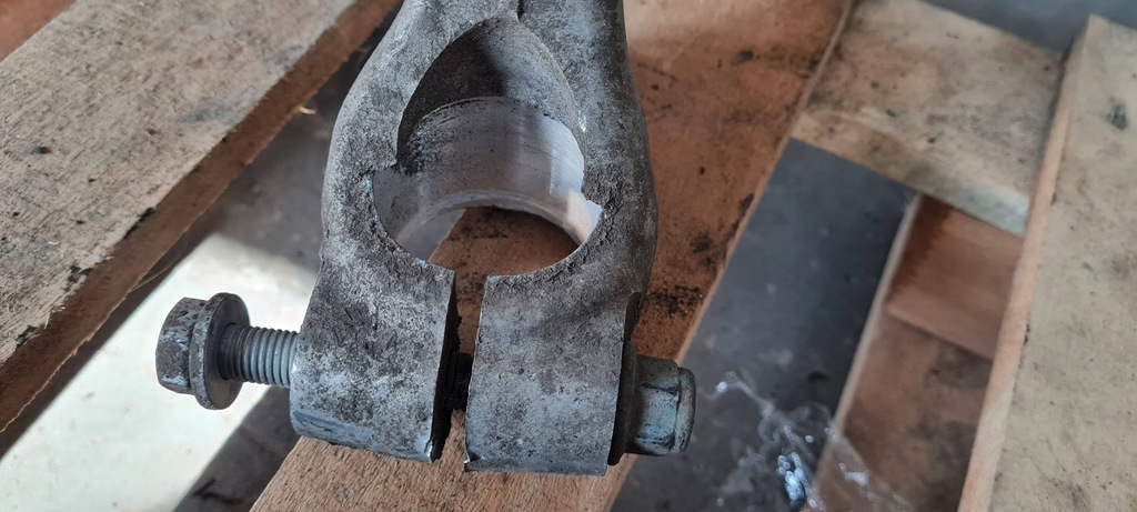 фото №9, A6 c8 4k крепление кронштейн кронштейн амортизатора правый перед 4m0413038 a7 4k