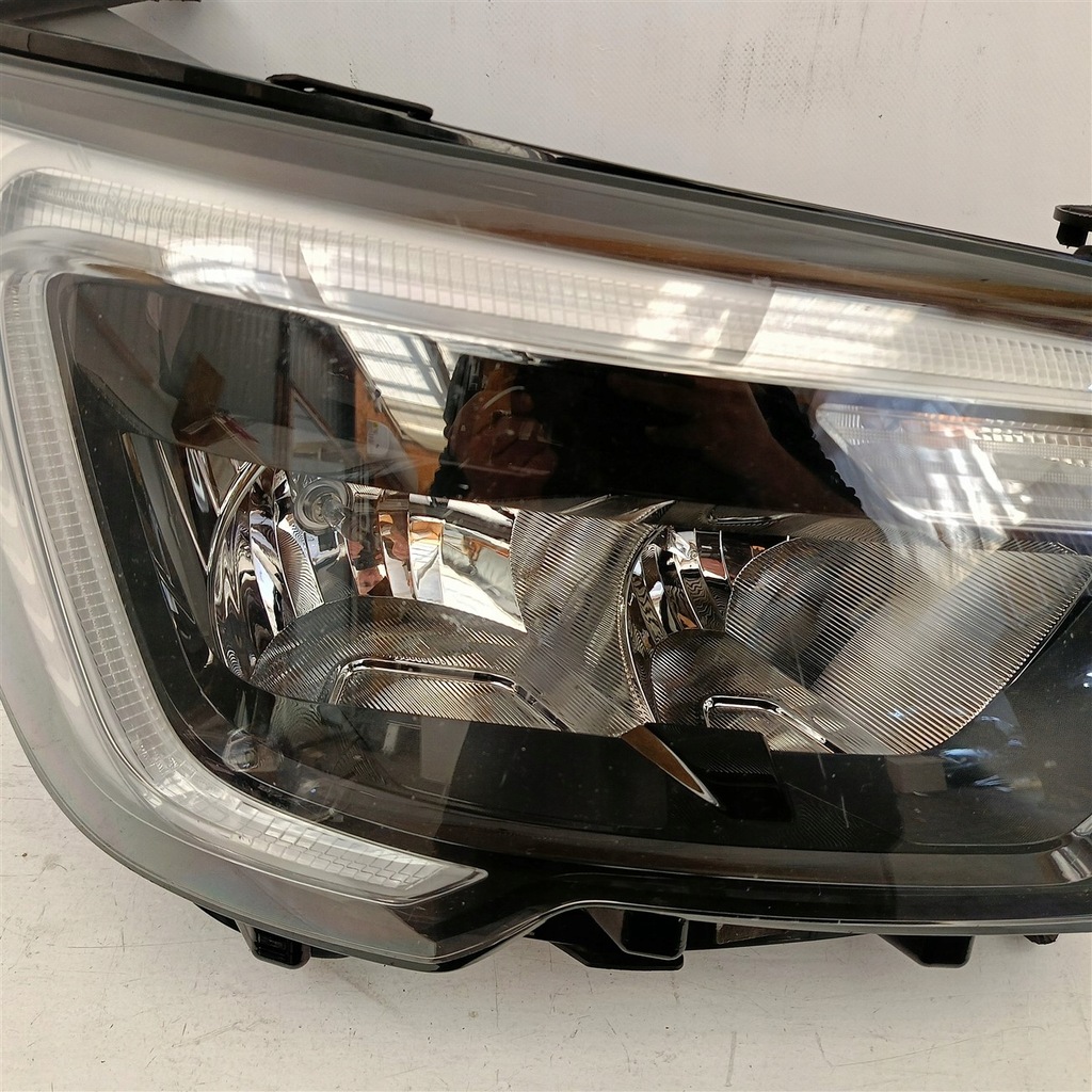 фото №3, Лампа права перед renault master 4 iv po 2019