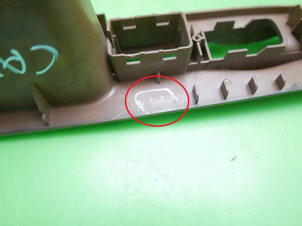 фото №9, Кронштейн ручка дверь правая перед kia carnival i fl