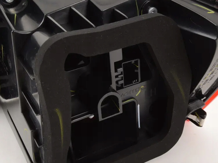 фото №3, Vw jetta mk6 16 rear outer left задний фонарь 5c6945207d