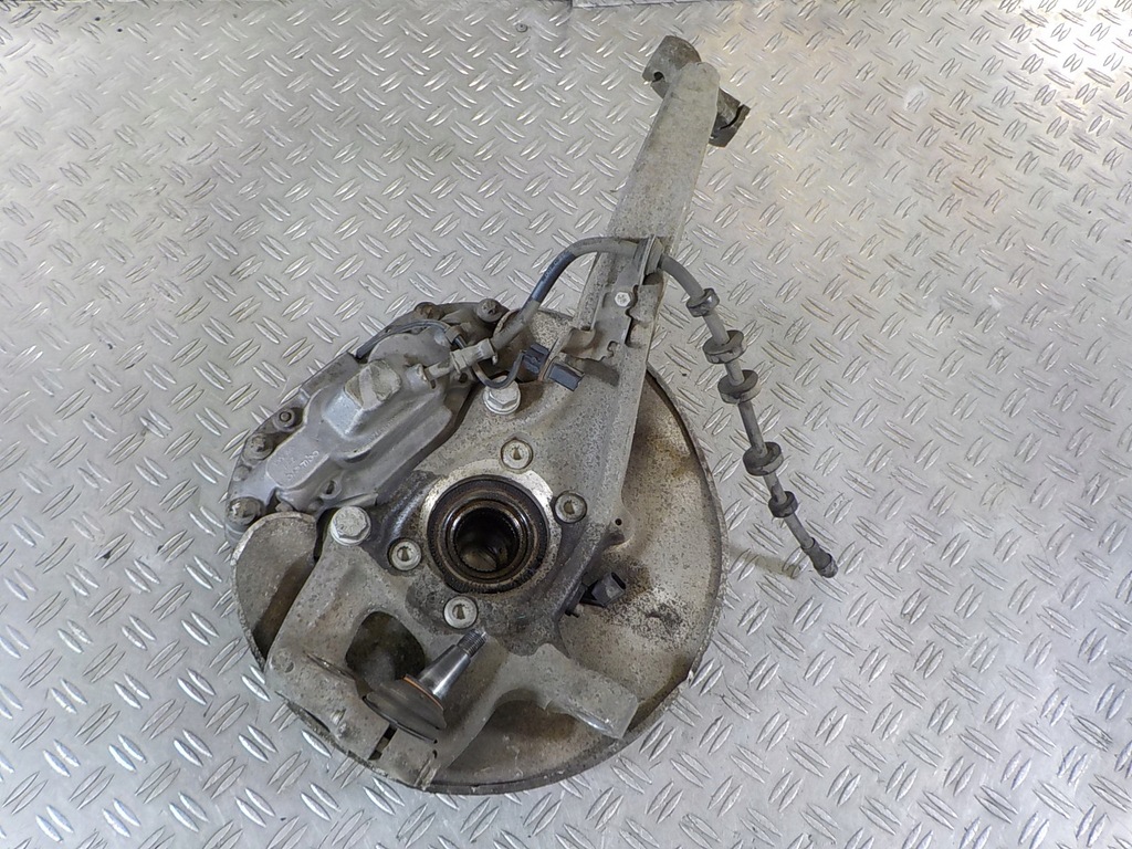 фото №4, Audi q5 поворотный кулак левая 2.0 бензин