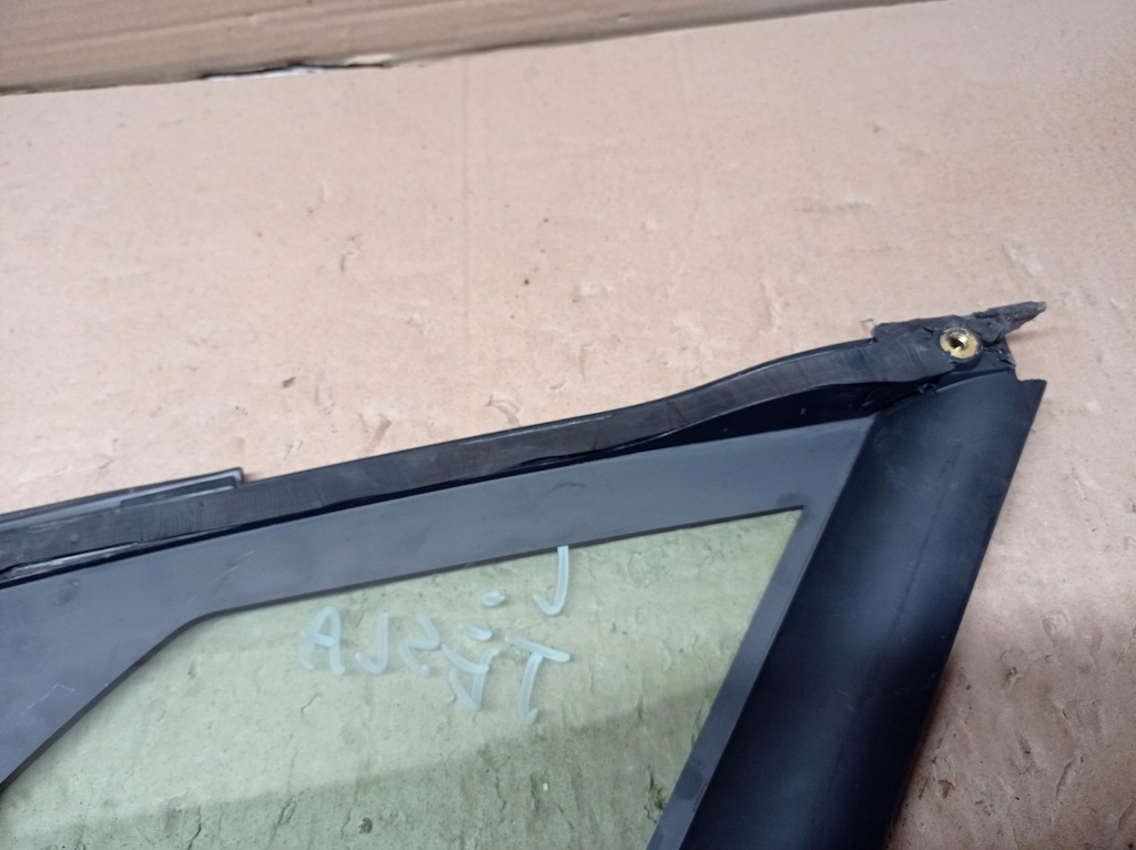 фото №7, Стекло кузовная левая tesla 43r-008010