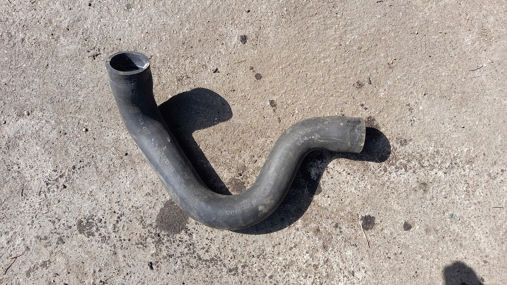 фото №1, Wąż труба wody volvo v70 xc70 s60 2.4 d5 08671393