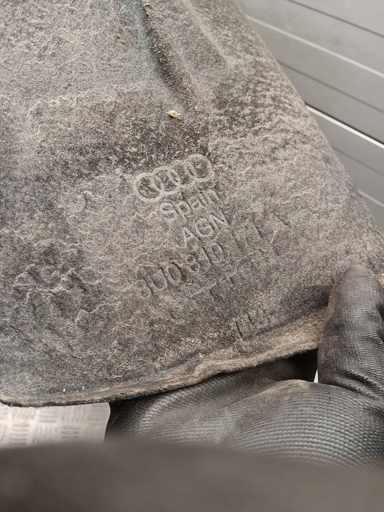 фото №6, Audi q3 8u 8u0810171b левая сторона защита брызговики