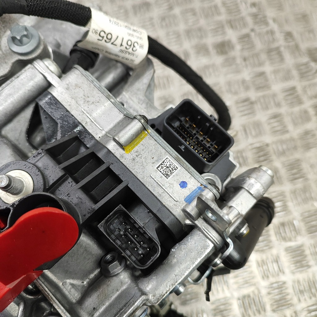 фото №7, Jeep avenger 2024 автоматическая коробка передач передач