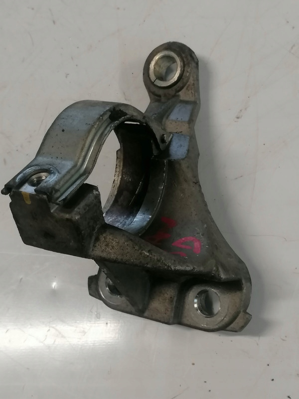 Купить Mercedes citan w415 13r - кронштейн опора полуось 397744935r