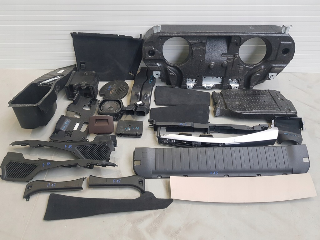 фото №13, Салон сидіння заднє сидіння обшивки пластики bmw x5 f15