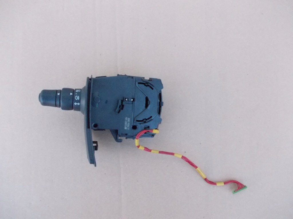 фото №1, Переключатель поворотники renault clio iii