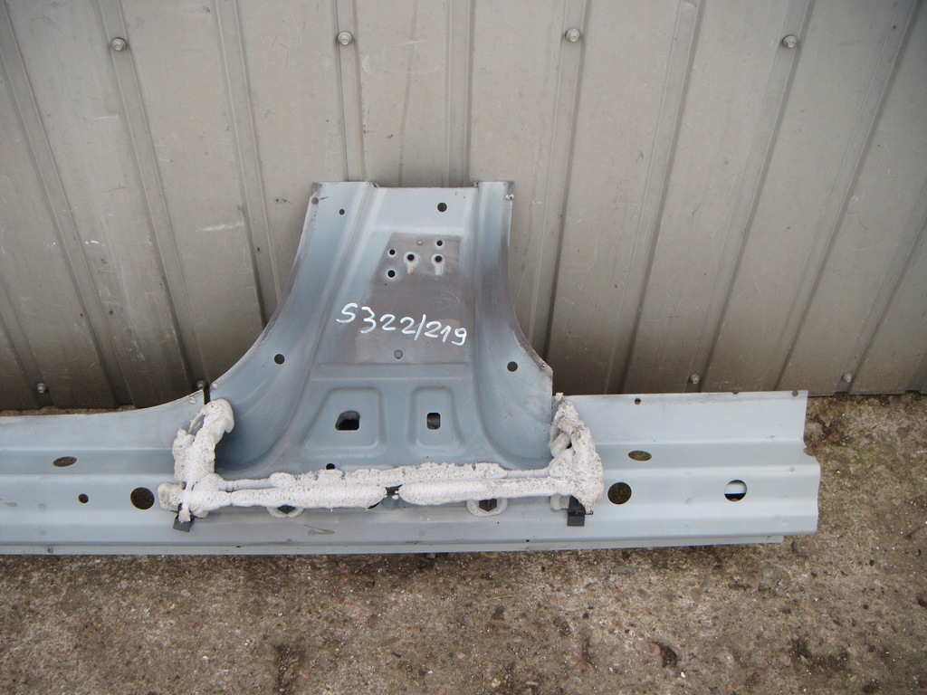 фото №8, Kia carens iv 13- поріг лівий