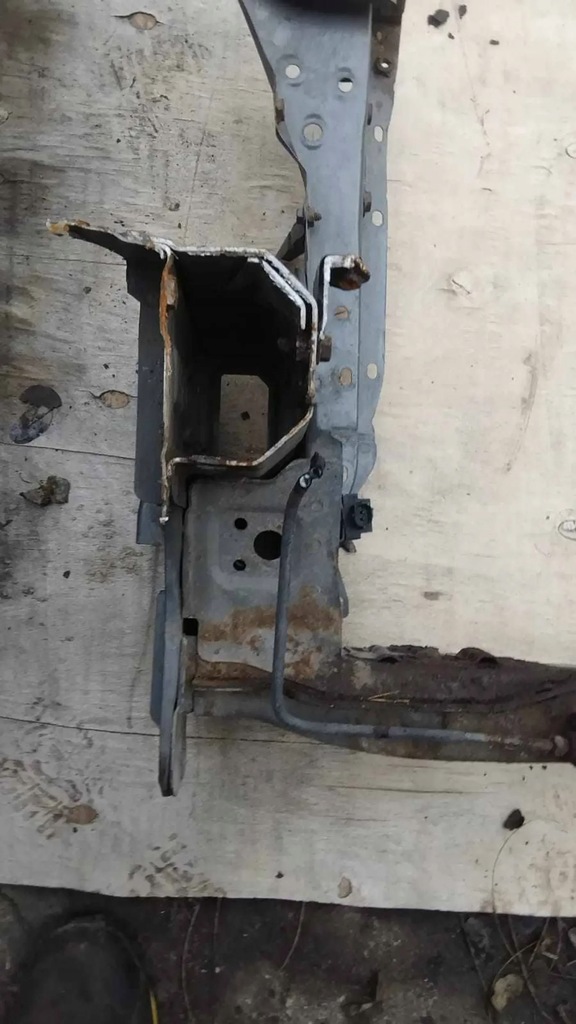 фото №9, Toyota corolla verso ar10 2007 балка усилитель передние