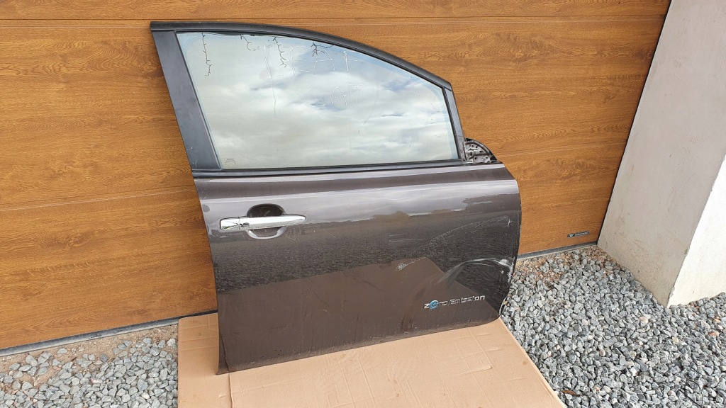 фото №1, Nissan leaf i дверь передние правое cat