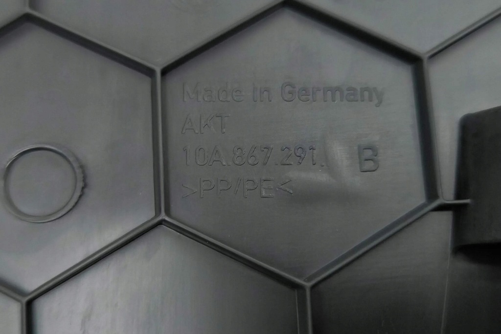 фото №9, Левая боковая защита стойка vw id.3 e11 10a867291 electric 107kw 2020