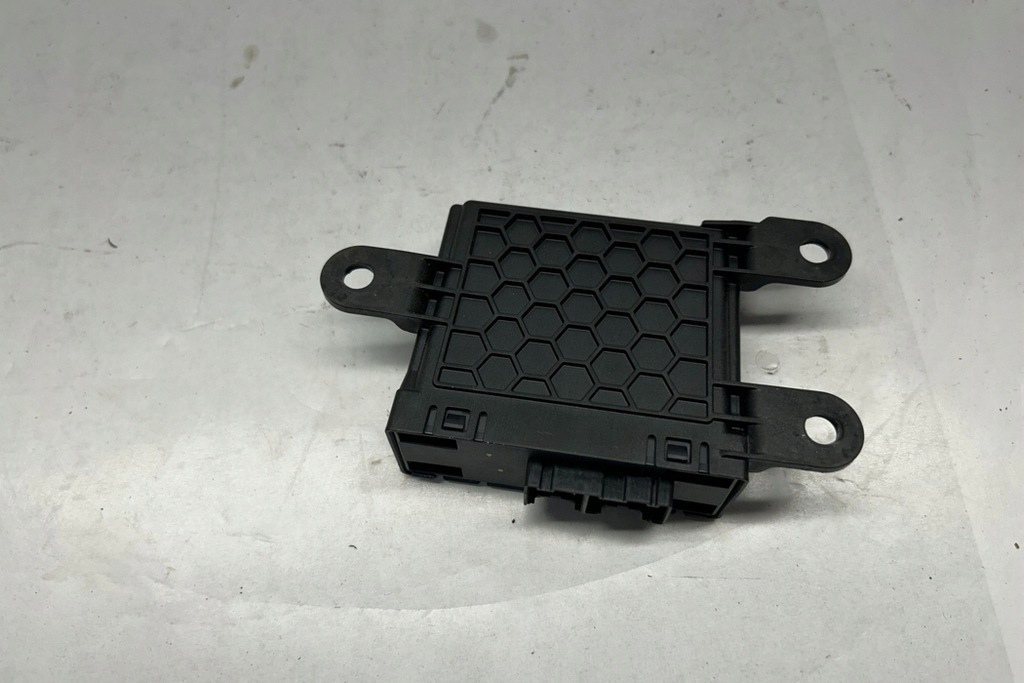 фото №6, Модуль шлюз dodge charger 068293147ac 6.4l бензиновый 362kw 2018