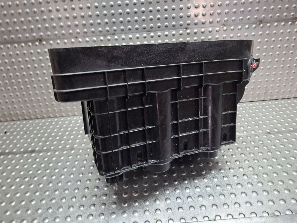 Основа корпус акумулятор 648945022r renault clio v arkana captur 2 19- Оригінал