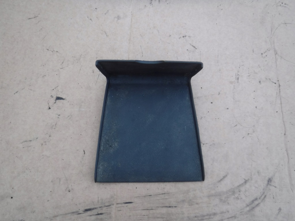 фото №1, Подкладка бардачка opel astra j 13322672