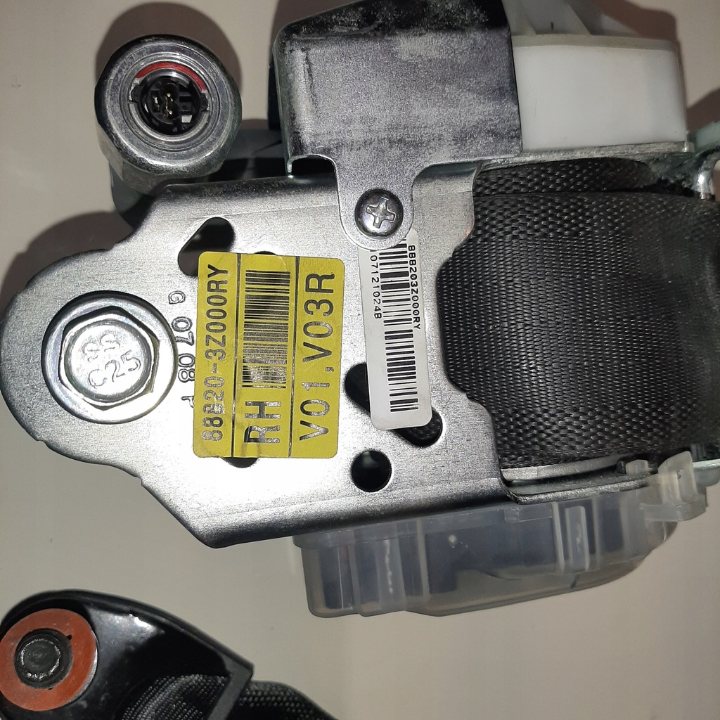 фото №8, Hyundai i40 11- pas безпеки натягувач правий