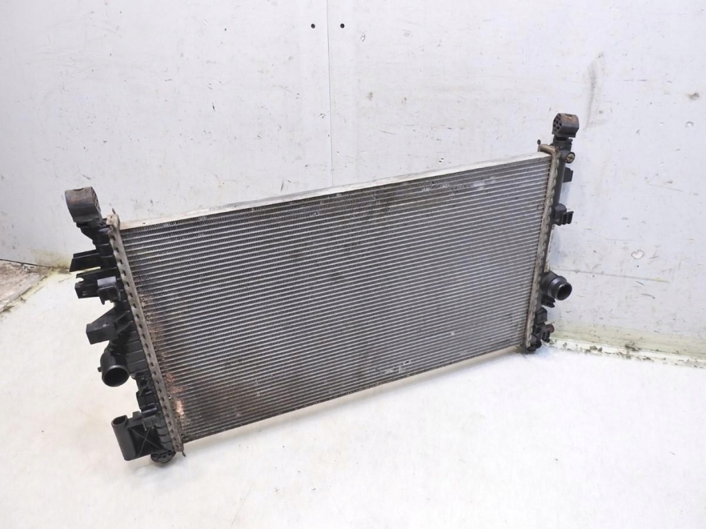 Радиатор воды opel insignia a 2.0 cdti 13241725 Недорого