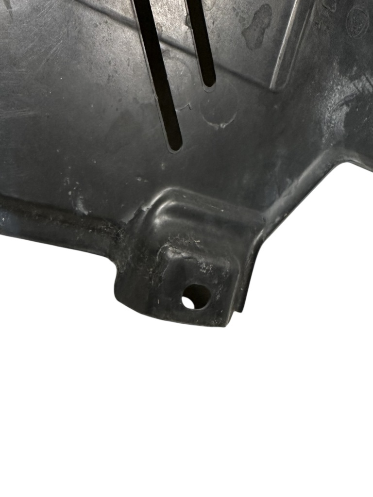 фото №9, Ferrari f12 berlinetta плита захист підвіска 83370900