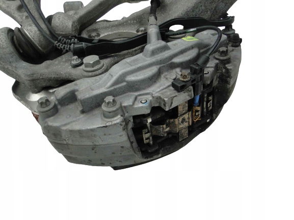 фото №1, Mercedes glc x253 253 суппорт передний правый