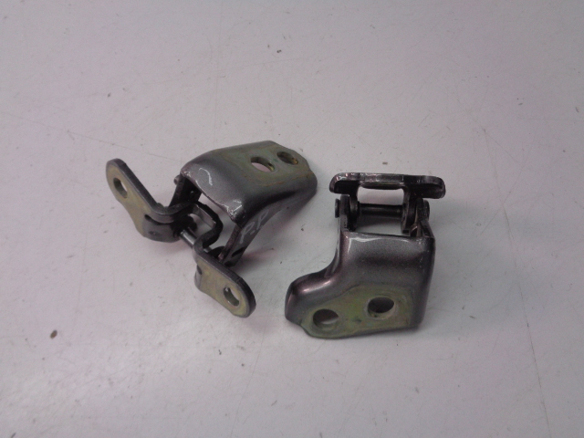 фото №1, Петли дверь правый перед renault captur ii 1.6 e-tech 2023 rok tekng