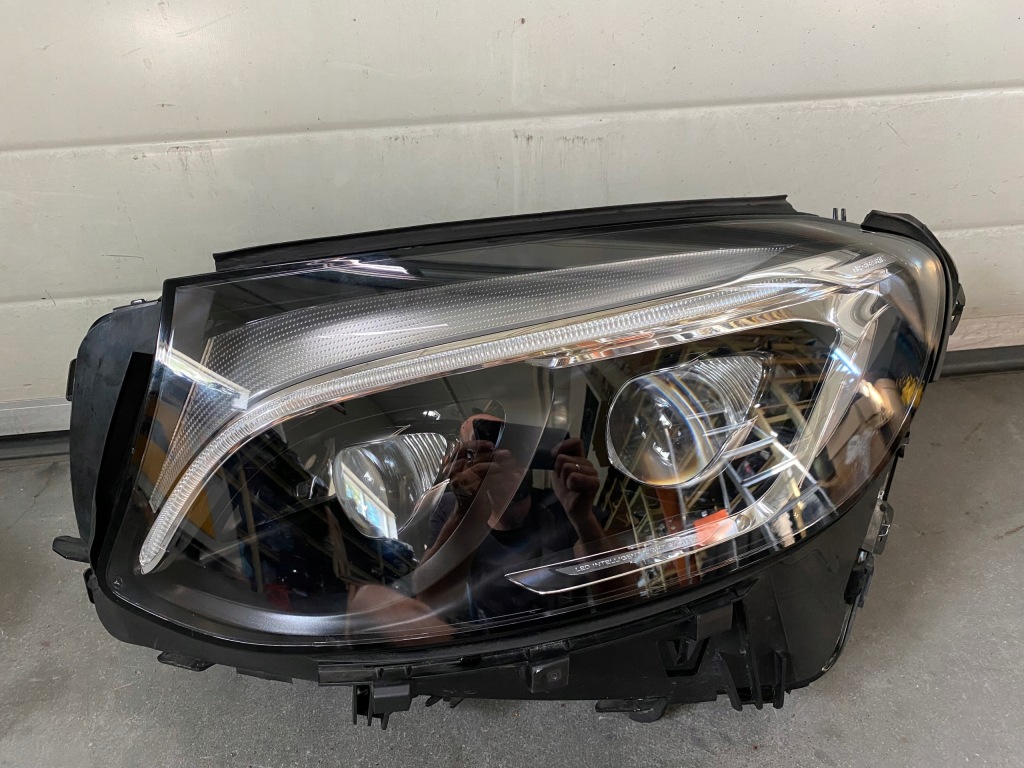 фото №1, Mercedes glc w 253 ils full led левая лампа