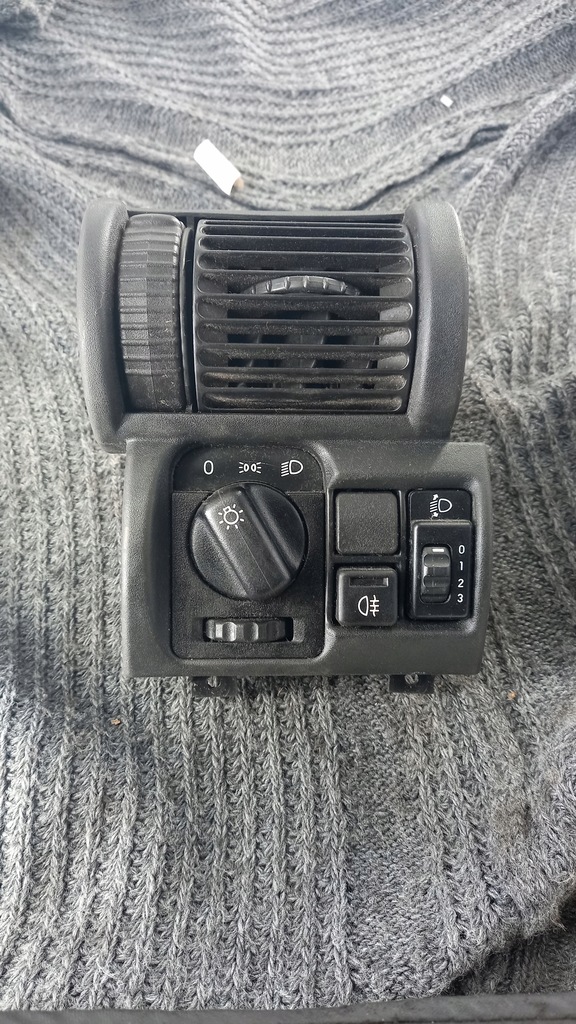 фото №1, Выключатель света opel corsa b 00r 90386874