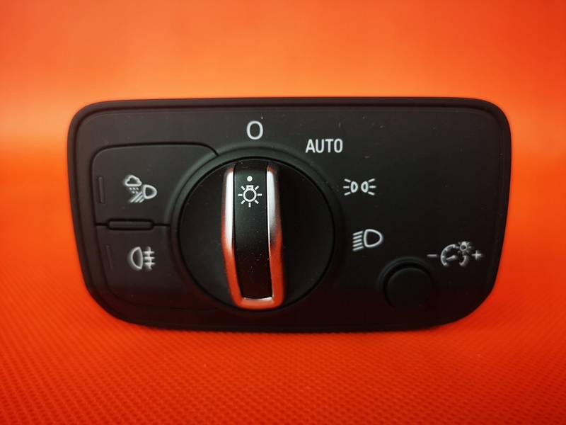 фото №1, Audi tt 8s выключатель света full led 49km
