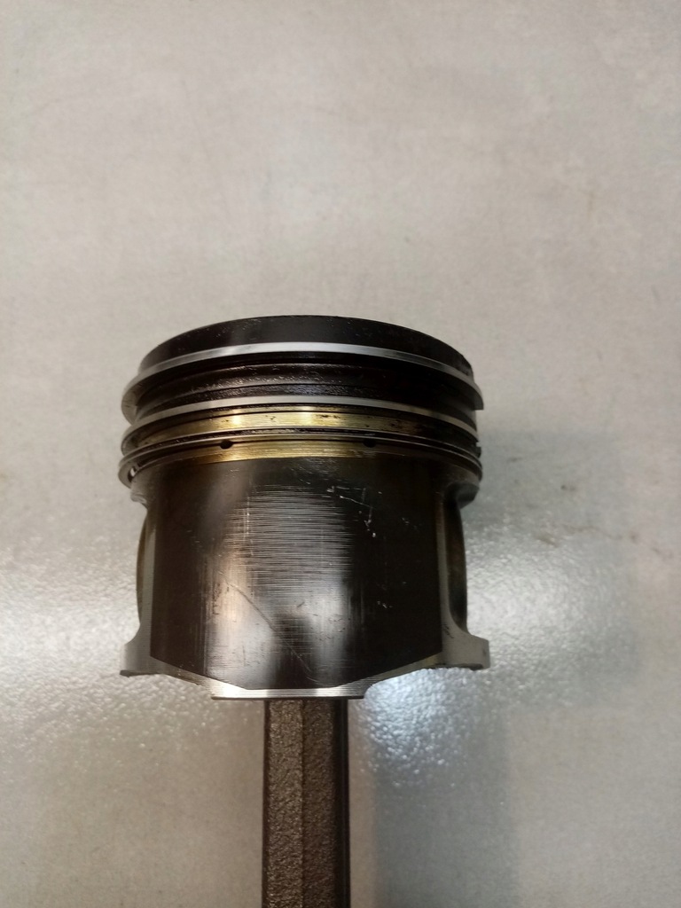 фото №13, Поршень шатун alfa 147 1.9 jtd 4095