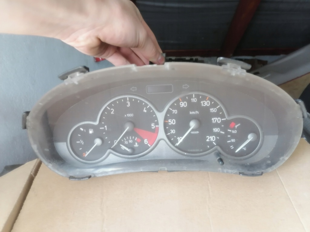 фото №1, Peugeot 206 счетчик 9641574480