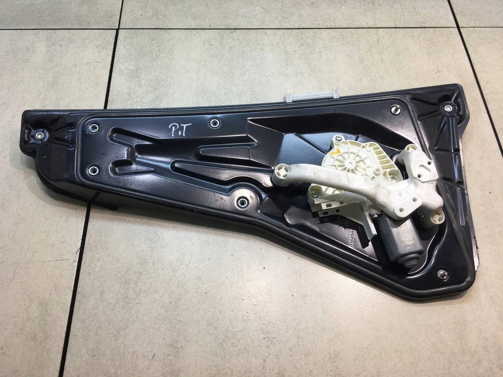 фото №1, Подъемник стекло правый задняя discovery iii 994729