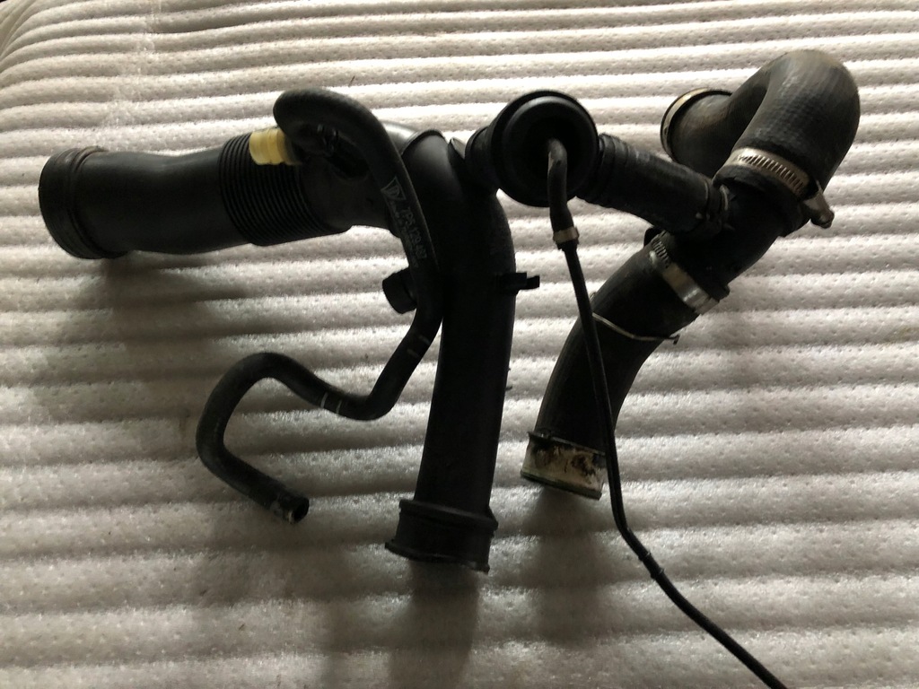 фото №1, Porsche cayenne труба wody 7p5129487