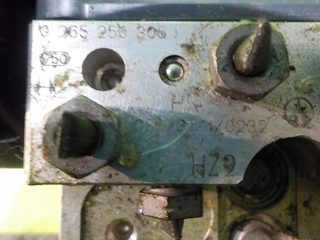 фото №5, Mercedes cls c219 w219 lift 3.0 cdi aut насос abs 0265250305 a2114313712