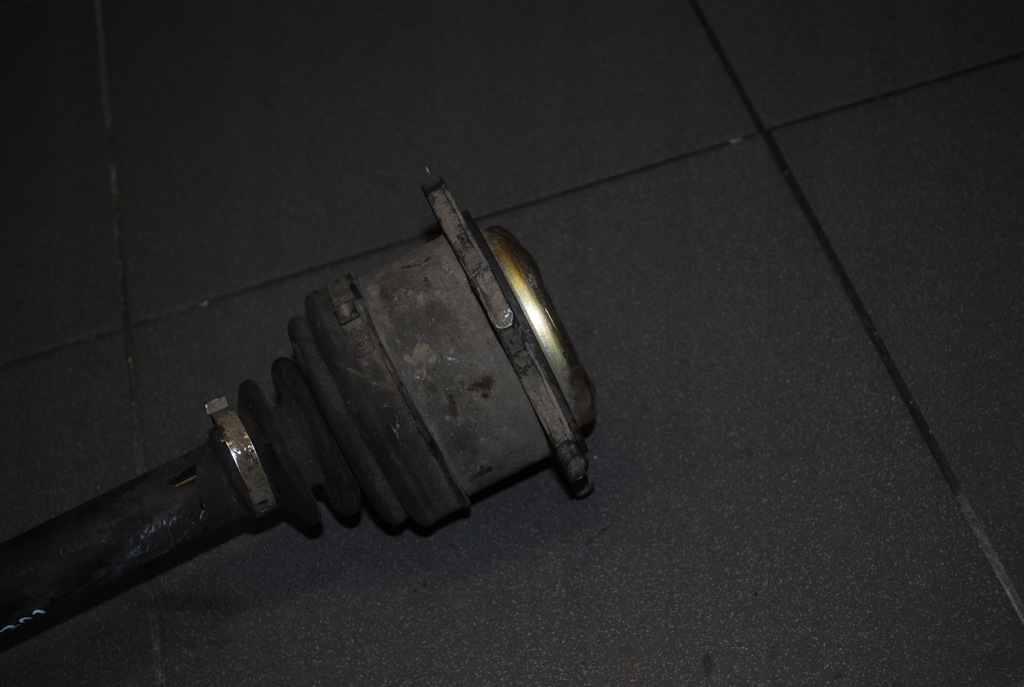 фото №4, Шарнір внутрішній піввісь лівий перед audi a8 d2
