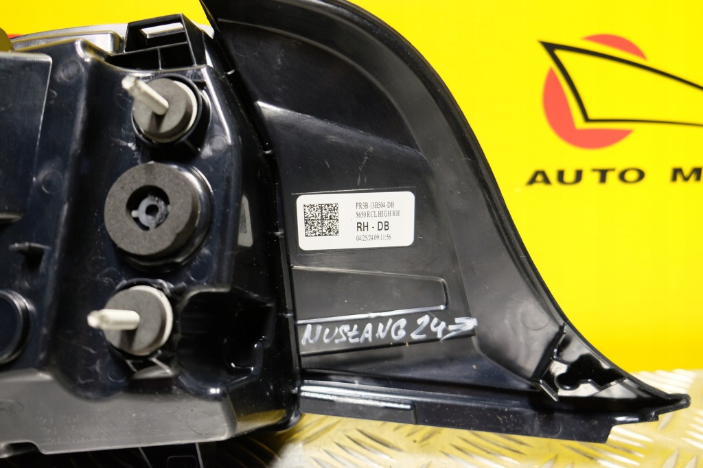 Ford mustang s650 2023 2024- фара задний  правый  led задняя америка Оригинал