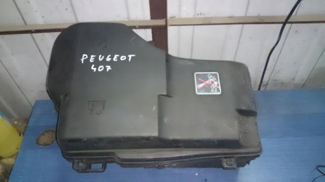 фото №1, Коробка запобіжників peugeot 407 2.0 hdi