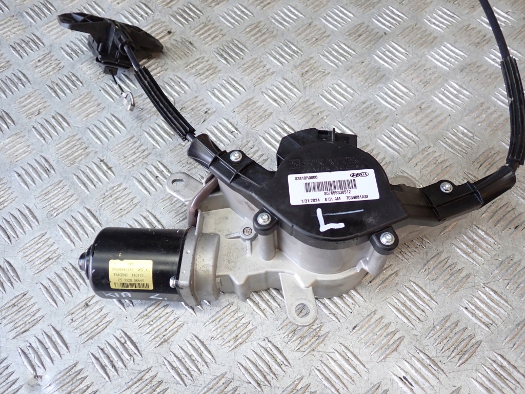 Моторчик двигатель доводчик дверь левых задних задний  kia carnival lx ka4 2020- в Украине