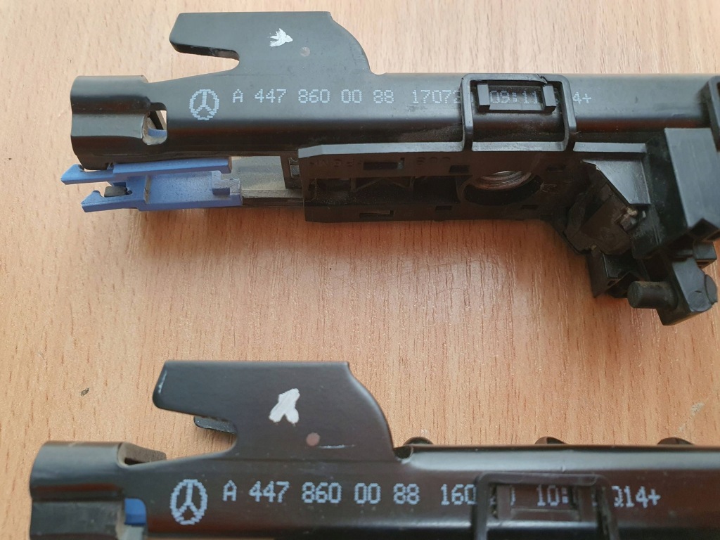 Ползунок регулировки поперечина безопасности mercedes vito viano w447 a4478600087 Недорого