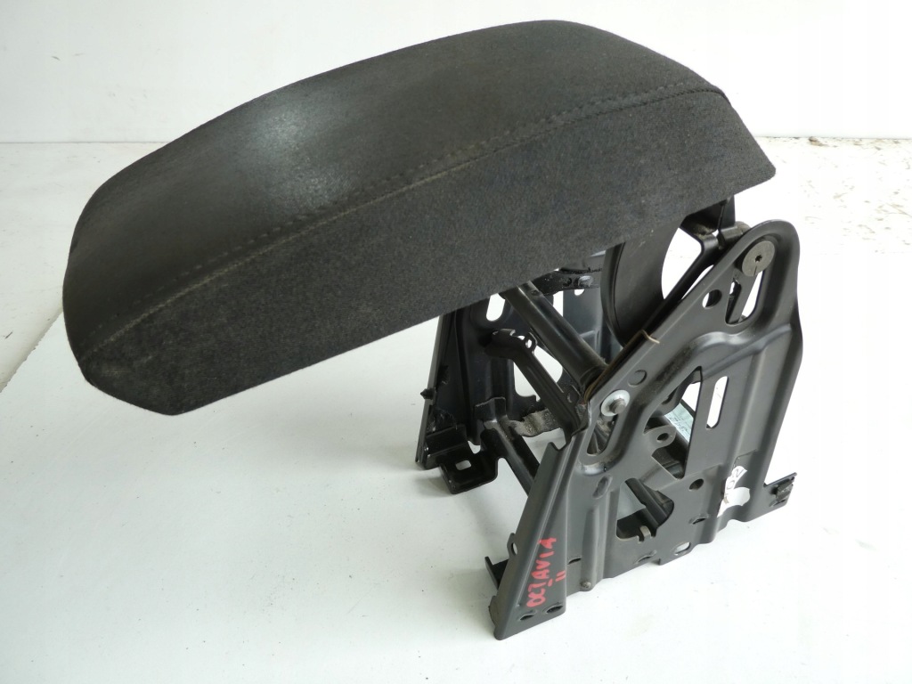 фото №1, Підлокітник skoda octavia ii 1z0864207