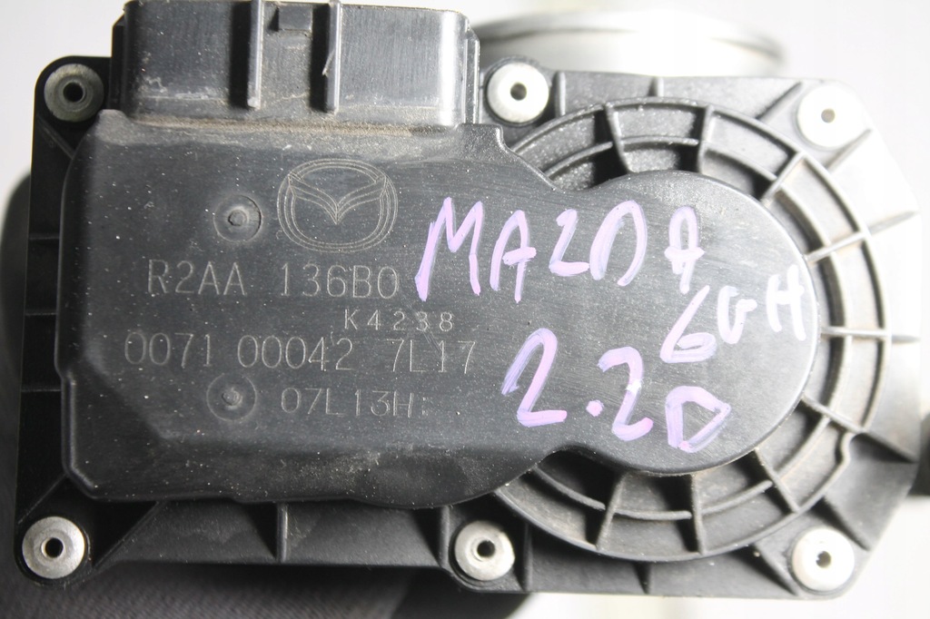 фото №10, Mazda оригинальный номер r2aa136b0 дроссельная заслонка