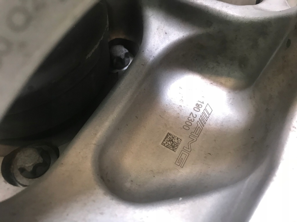 Mercedes amg gt a190 подвеска поворотный кулак приводной вал r с Разборки